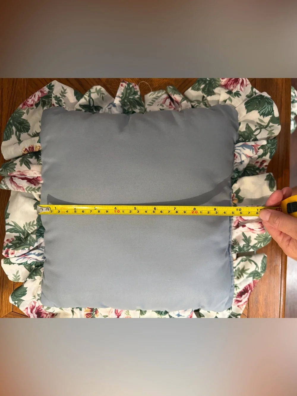 vintage throw pillows